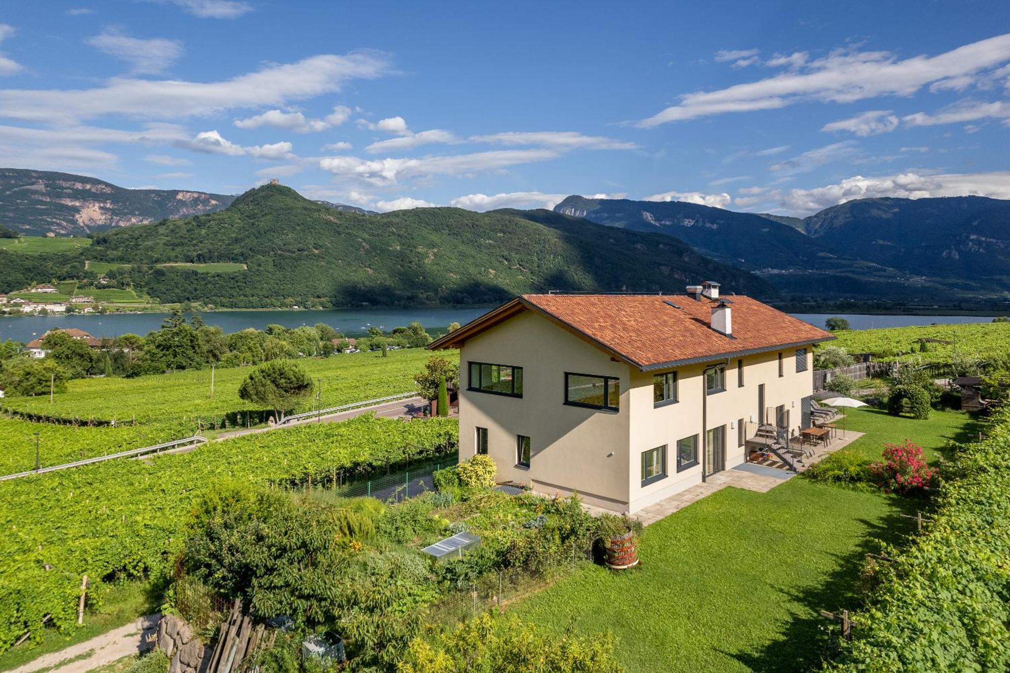 Bed and Breakfast Roesslhof Kaltern Exterior foto
